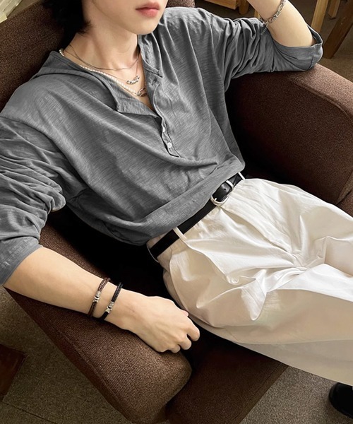 NOWLE（ノウル）の「【NOWLE】コットン スラブ リラックス ヘンリーネック Tシャツ（Tシャツ/カットソー・メンズ・アッシュブラウン/ホワイト/ダークグレー・X-LARGE/LARGE/MEDIUM）」の22枚目の写真