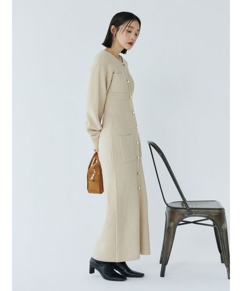 LAGUNAMOON(ラグナムーン)の「スクエアトゥショートブーツ(ブーツ・レディース・ブラック/ベージュ・S/M)」の11枚目の写真