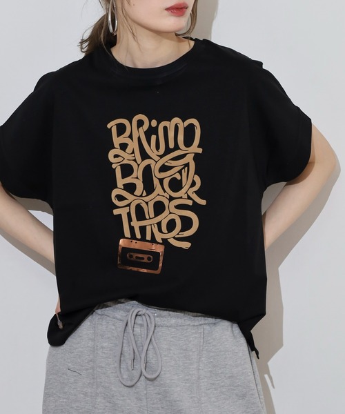 BRODIAEA(ブローディア)の「BRODIAEA 極サラコットンフロッキープリントTシャツ(Tシャツ/カットソー・レディース・ブラック/オフホワイト/ピンク/キャメル/マスタード・40)」の2枚目の写真