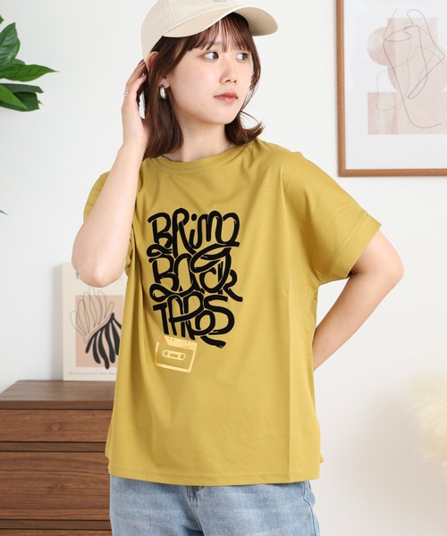 BRODIAEA(ブローディア)の「BRODIAEA 極サラコットンフロッキープリントTシャツ(Tシャツ/カットソー・レディース・ブラック/オフホワイト/ピンク/キャメル/マスタード・40)」の22枚目の写真