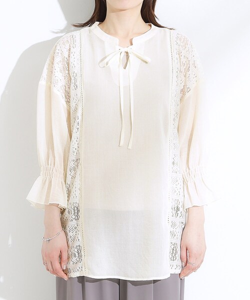 Cutie Blonde（キューティーブロンド）の「【着丈選べる】一枚でこなれ見え サイドレースブラウス（シャツ/ブラウス・レディース・オフホワイト/ブラック・00/11）」の17枚目の写真