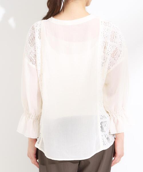 Cutie Blonde（キューティーブロンド）の「【着丈選べる】一枚でこなれ見え サイドレースブラウス（シャツ/ブラウス・レディース・オフホワイト/ブラック・00/11）」の22枚目の写真