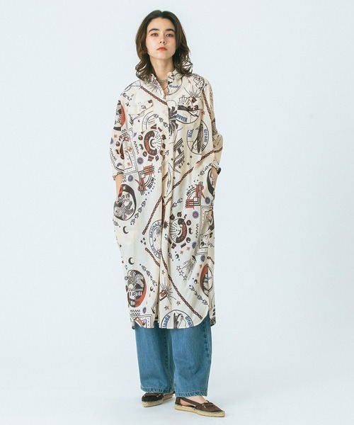 HLAADA（フラーダ）の「(HLAADA for ROSEBUD)BANDANA BIAS SHIRT OP（ワンピース・レディース・ベージュ/ネイビー・ONE SIZE）」の13枚目の写真