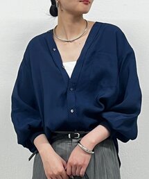 ラウンジドレス　ブラウス　ネイビー　シャツ LOUNGEDRESS（ラウンジドレス）の「ライトサテンBIGシャツ