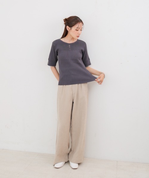 Bab(バブ)の「前後2WAYホールデザインニットトップス(Tシャツ/カットソー・レディース・アイボリー/チャコールグレー/ブラウン/レッド・FREE)」の20枚目の写真