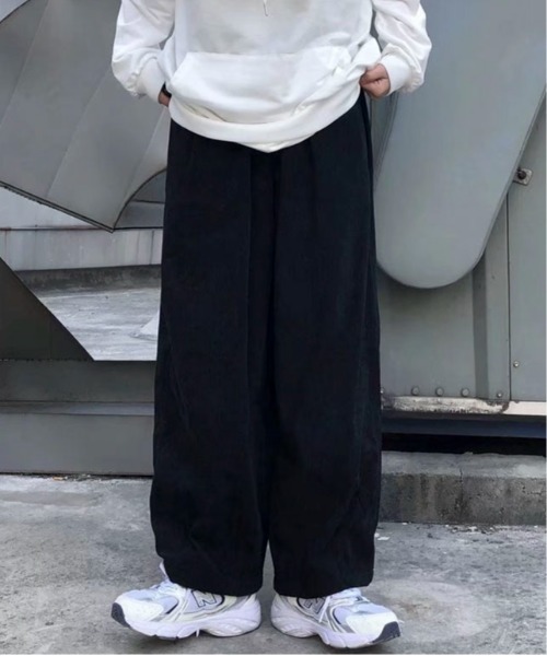 link lot(リンクロット)の「コーデュロイワイドイージーパンツ(その他パンツ・メンズ・ベージュ/ブラック/ブラウン・M/L)」の15枚目の写真