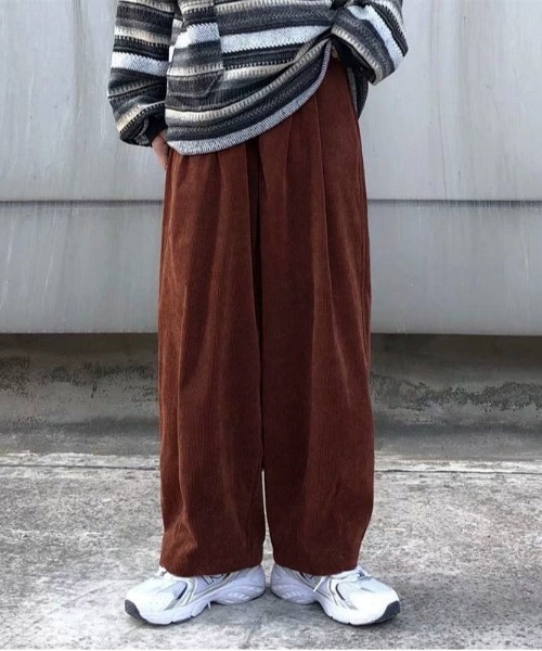 link lot(リンクロット)の「コーデュロイワイドイージーパンツ(その他パンツ・メンズ・ベージュ/ブラック/ブラウン・M/L)」の9枚目の写真