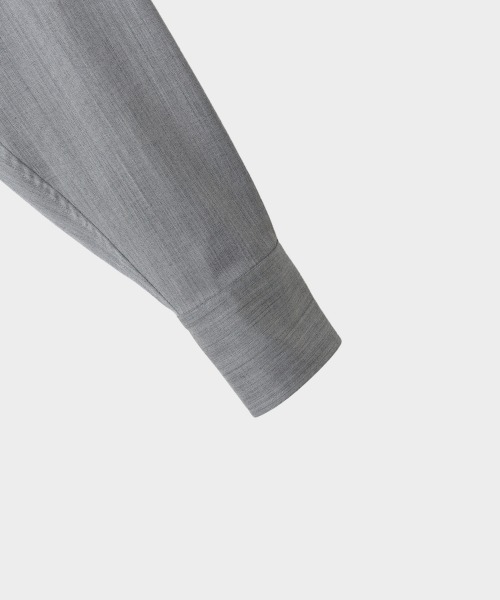 CINOH（チノ）の「サマーウールプルオーバーシャツ（シャツ/ブラウス・メンズ・グレー・38/46/44）」の3枚目の写真