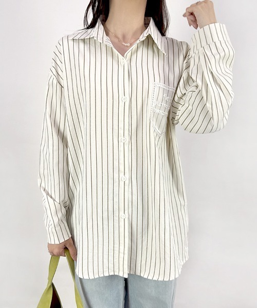 CLOTHY（クロシィ）の「【刺繍ポケットがアクセント◎1枚でサマになる旬シャツ】シアーポケットストライプシャツ（シャツ/ブラウス・レディース・アイボリー/マスタード/オフホワイト・MEDIUM）」の13枚目の写真