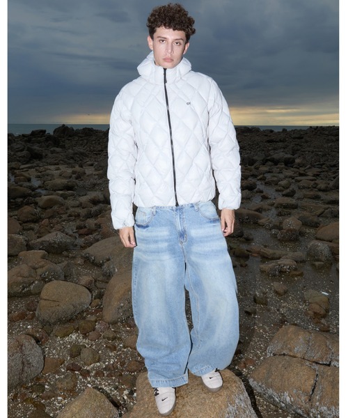 OY(オーワイ)の「『OY/オーワイ』DIAMOND QUILTED CURVED PANEL LIGHTWEIGHT PUFFER JACKET/ダイアモンドキルトカーブ パネルライトダウン(ダウンジャケット/コート・レディース・ブラック/ライトグレー・L)」の20枚目の写真