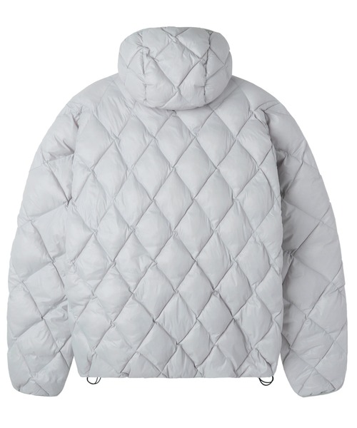 OY(オーワイ)の「『OY/オーワイ』DIAMOND QUILTED CURVED PANEL LIGHTWEIGHT PUFFER JACKET/ダイアモンドキルトカーブ パネルライトダウン(ダウンジャケット/コート・レディース・ブラック/ライトグレー・L)」の3枚目の写真