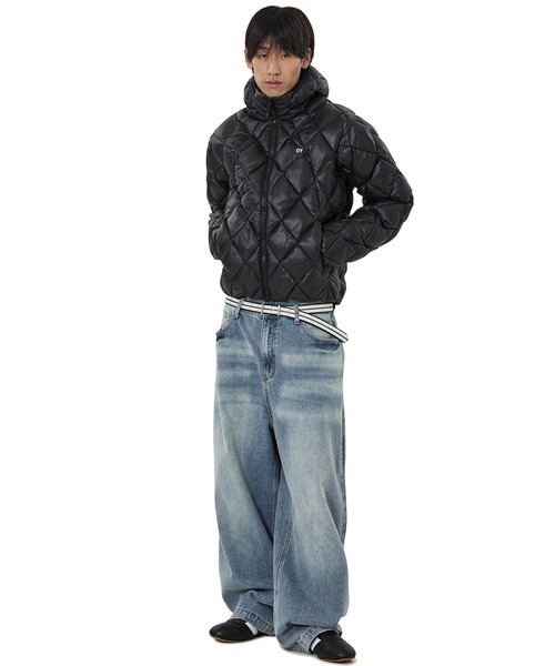 OY(オーワイ)の「『OY/オーワイ』DIAMOND QUILTED CURVED PANEL LIGHTWEIGHT PUFFER JACKET/ダイアモンドキルトカーブ パネルライトダウン(ダウンジャケット/コート・レディース・ブラック/ライトグレー・L)」の14枚目の写真