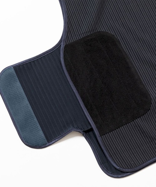 meanswhile(ミーンズワイル)の「Uneven Fabric Conditioning Vest(ベスト・メンズ・ネイビー/オフホワイト・4(XL)/3(L)/2(M))」の12枚目の写真