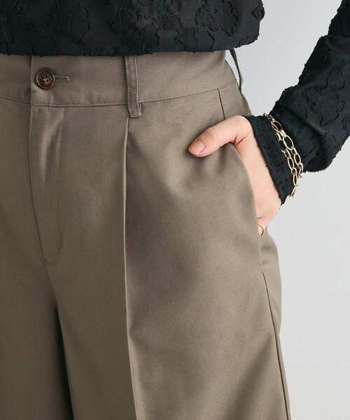 CRAFT STANDARD BOUTIQUE(クラフトスタンダードブティック)の「ロールアップハーフパンツ(その他パンツ・レディース・ベージュ/チャコールグレー・FREE)」の16枚目の写真