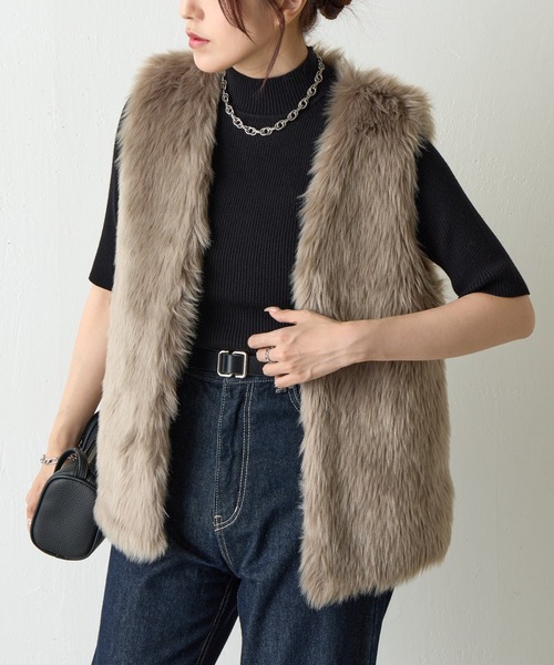 COLONY 2139（コロニートゥーワンスリーナイン）の「ロングフェイクファーベスト（ベスト・レディース・グレイッシュベージュ/チャコールグレー/モカ・FREE）」の21枚目の写真