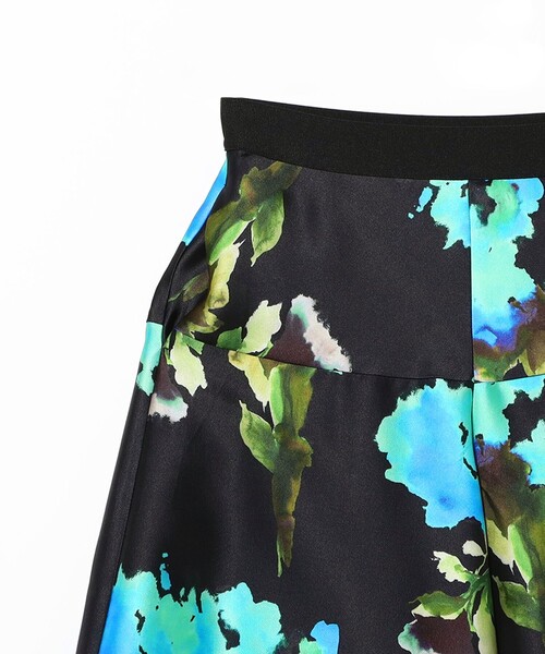 EFFE BEAMS（エッフェビームス）の「M・fil / ムーンセット パンツ（その他パンツ・レディース・ロイヤルブルー・38/36）」の3枚目の写真