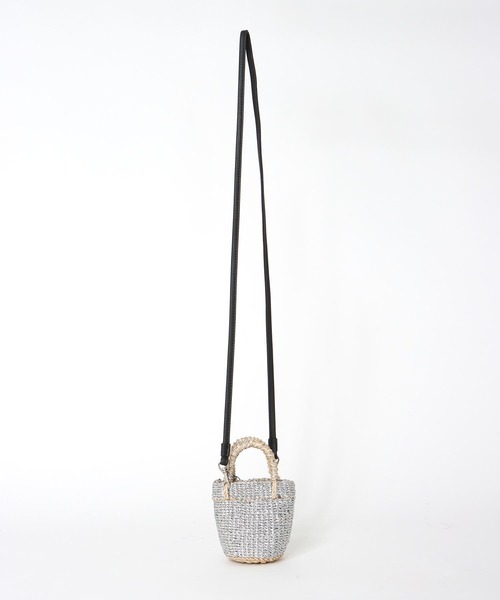 The Bagmati(ザバグマティ)の「アパカ miniminiバッグ【BAGMATI/バグマティ】(ショルダーバッグ・レディース・ブラック/シルバー・フリー)」の8枚目の写真