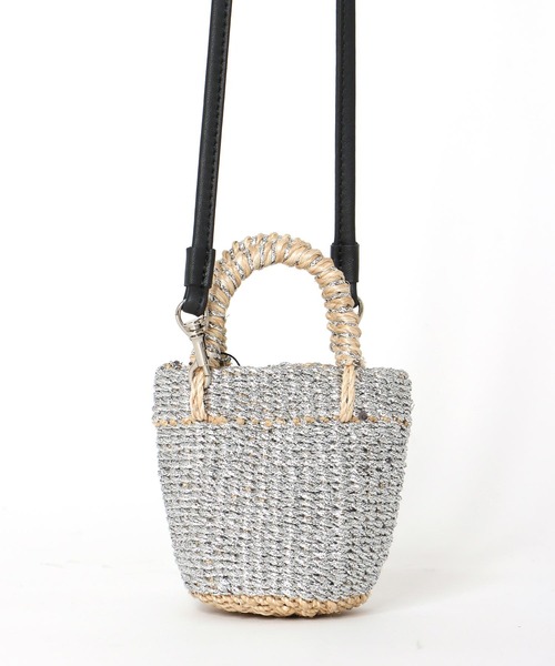 The Bagmati(ザバグマティ)の「アパカ miniminiバッグ【BAGMATI/バグマティ】(ショルダーバッグ・レディース・ブラック/シルバー・フリー)」の9枚目の写真