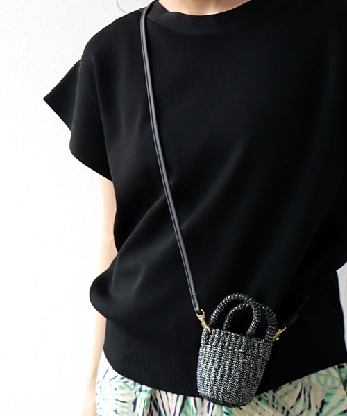 The Bagmati(ザバグマティ)の「アパカ miniminiバッグ【BAGMATI/バグマティ】(ショルダーバッグ・レディース・ブラック/シルバー・フリー)」の4枚目の写真