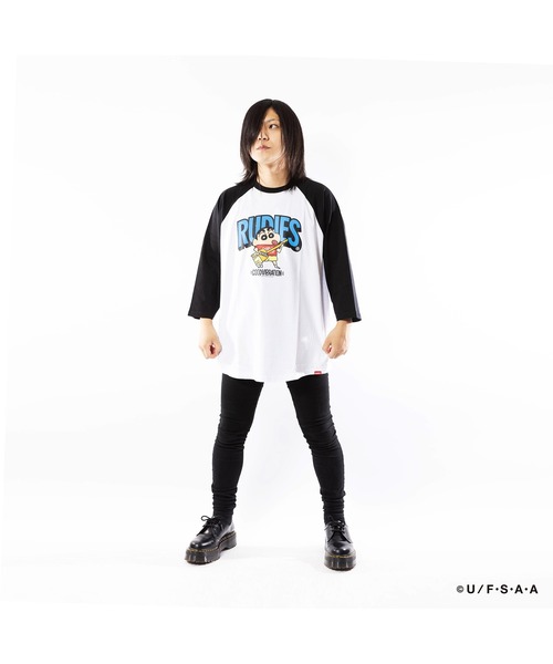 RUDIE'S(ルーディーズ)の「RUDIE'SxCRAYON SHINCHAN GUITAR RAGLANTEE/ルーディーズ×クレヨンしんちゃん ギターラグランTシャツ(Tシャツ/カットソー・メンズ・ホワイト×ネイビー/ホワイト×ブラック・XL/L/M/S)」の13枚目の写真