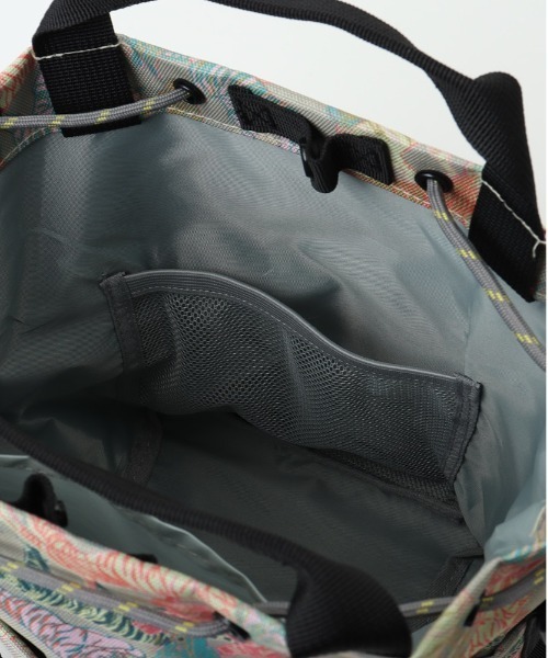 KiU(キウ)の「KiU キウ 600D ポケッタフルミニバッグ K438(ショルダーバッグ・レディース・その他/ブラック/その他2/レオパード/グリーン系その他/ブルー系その他2/ブルー系その他/その他3・FREE)」の15枚目の写真
