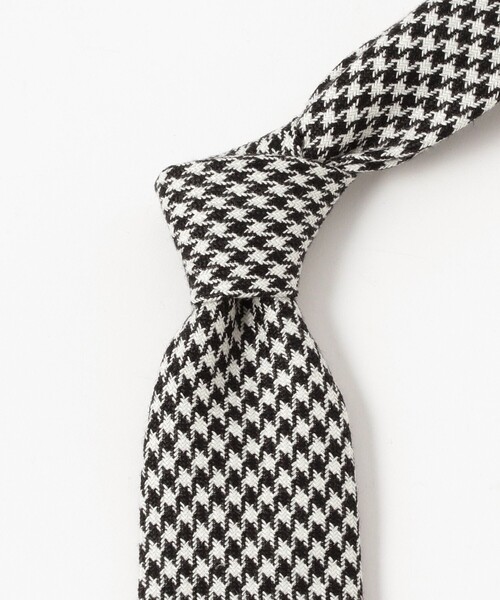 BEAMS F（ビームスエフ）の「千鳥柄 ネクタイ（ネクタイ・メンズ・ブラック・ONE SIZE）」の4枚目の写真