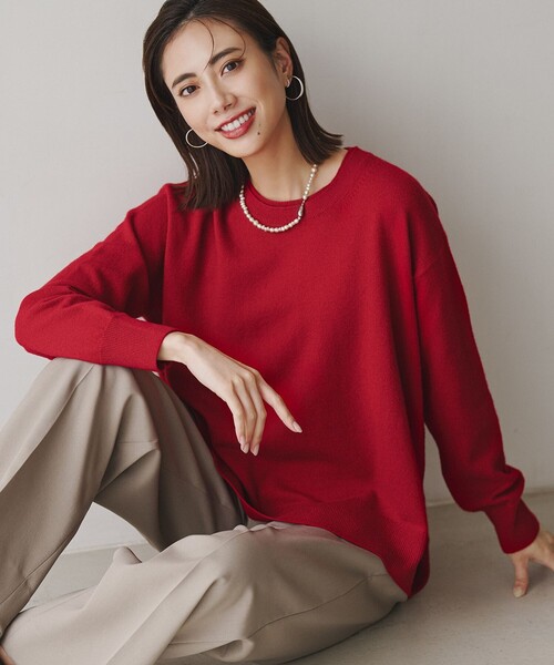 ICB(アイシービー)の「ソフトカシミヤミックス クルーネックニット(ニット/セーター・レディース・ライトイエロー系/ブルー系/ブラック系/イエロー系/レッド系・LARGE)」の5枚目の写真