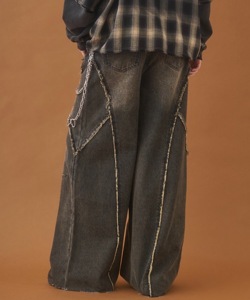 PLAN To(プラントゥ)の「Balloon Wide Flare Vintage Denim / バルーンワイドフレアヴィンテージデニム(デニムパンツ・メンズ・ブラック/ブルー・LARGE/MEDIUM/SMALL)」の8枚目の写真
