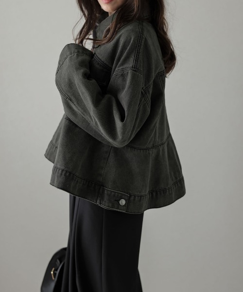 AMELY(エミリー)の「ペプラムデニムジャケット(デニムジャケット・レディース・ライトブルー/グレー/ブルー・フリー)」の10枚目の写真