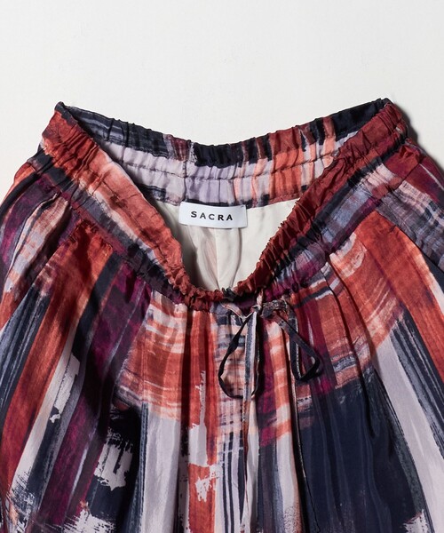 SACRA（サクラ）の「＜SACRA＞ブラッシュ プリント パンツ（その他パンツ・レディース・ネイビー・38/36）」の6枚目の写真