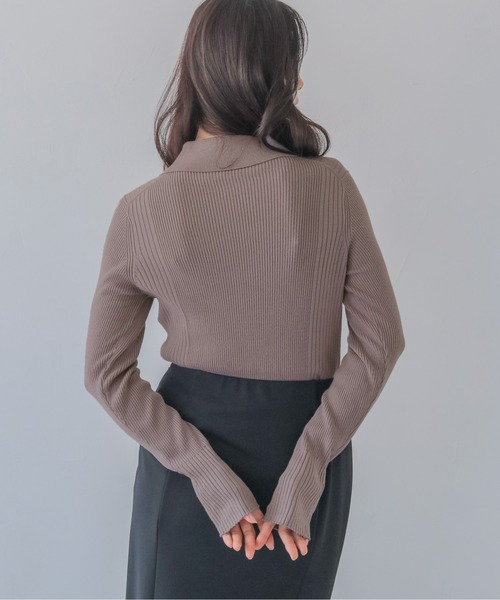 HER CLOSET（ハークローゼット）の「【HER CLOSET】大人のポロリブニット RIB KNIT POLO TOP（ニット/セーター・レディース・オフホワイト/グレイッシュベージュ/ブラック・MEDIUM）」の17枚目の写真