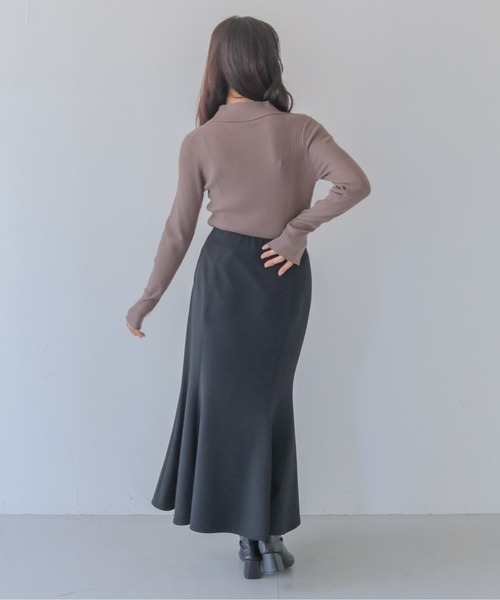 HER CLOSET（ハークローゼット）の「【HER CLOSET】大人のポロリブニット RIB KNIT POLO TOP（ニット/セーター・レディース・オフホワイト/グレイッシュベージュ/ブラック・MEDIUM）」の15枚目の写真