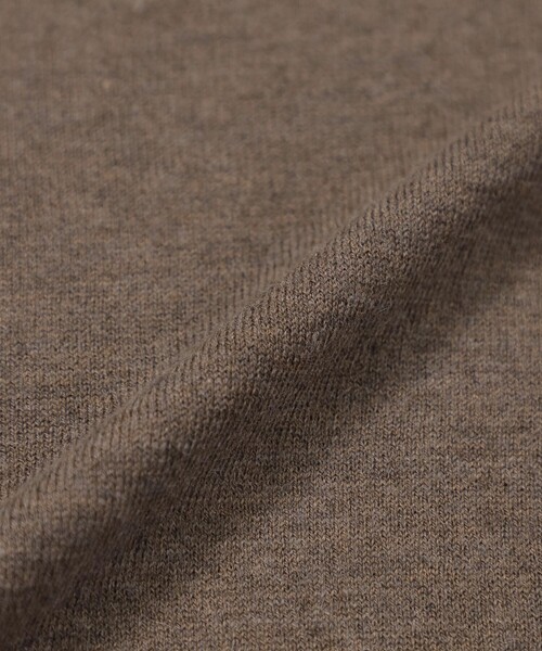 MACKINTOSH PHILOSOPHY（ﾏｯｷﾝﾄｯｼｭ ﾌｨﾛｿﾌｨｰ）の「【WEB&一部店舗限定】バッキンガムベア ワッペンニットカーディガン（カーディガン/ボレロ・レディース・ブラック/ホワイト系その他/パープル系その他4/ダークネイビー/ブラウン/グレー系その他2・38）」の7枚目の写真