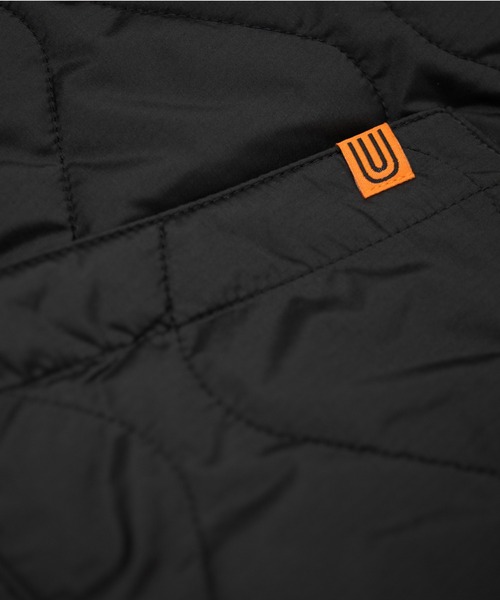 UNIVERSAL OVERALL（ユニバーサルオーバーオール）の「QUILT JACKET / キルトジャケット / キルティングジャケット（ノーカラーコート・メンズ・エメラルド/ブラック・M/L）」の15枚目の写真