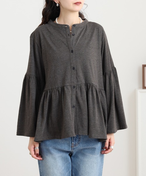 atONE(アットワン)の「ペプラムギャザーブラウス風カットソー(Tシャツ/カットソー・レディース・チャコールグレー/ブラック・M-L/4L~5L/LL~3L)」の11枚目の写真