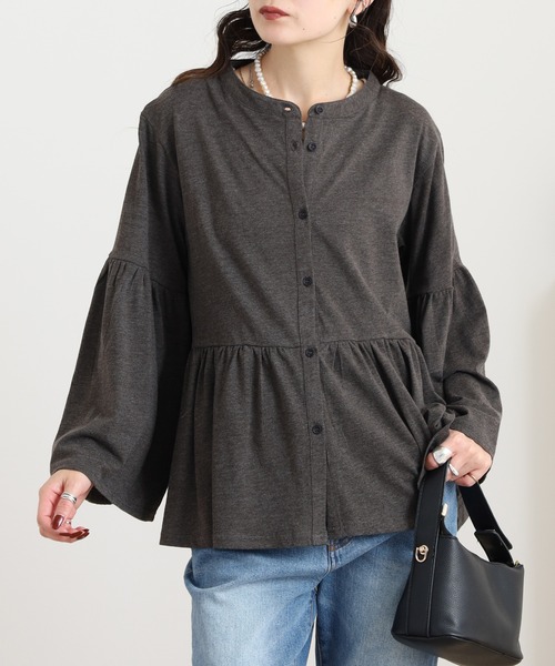 atONE(アットワン)の「ペプラムギャザーブラウス風カットソー(Tシャツ/カットソー・レディース・チャコールグレー/ブラック・M-L/4L~5L/LL~3L)」の8枚目の写真