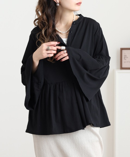 atONE(アットワン)の「ペプラムギャザーブラウス風カットソー(Tシャツ/カットソー・レディース・チャコールグレー/ブラック・M-L/4L~5L/LL~3L)」の4枚目の写真