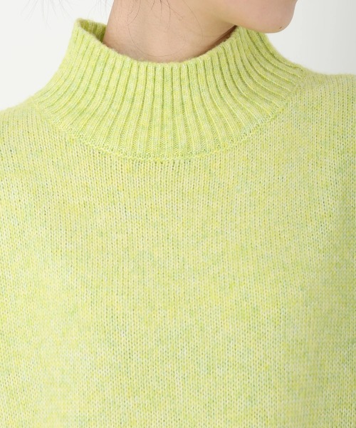 STRAWBERRY-FIELDS（ストロベリーフィールズ）の「パフィーバルキー_MIX調バルキーニット（ニット/セーター・レディース・コーラル/ライトグレー/イエロー×グリーン/ブルー・2）」の9枚目の写真