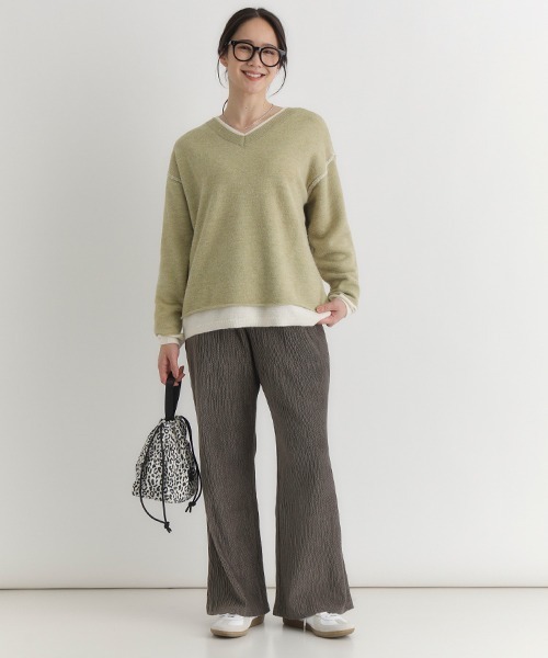 Right-on(ライトオン)の「【HONEYSUCKLE ROSE】ベロア楊柳フレアパンツ(楊柳/ベロア/フレアパンツ/シルエット/リラックス感)(その他パンツ・レディース・ブラック/カーキブラウン/ライトグレー・S/M/L)」の22枚目の写真