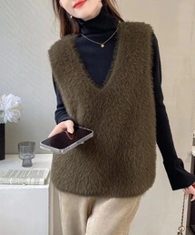 フェイクファー素材ノーカラーベスト