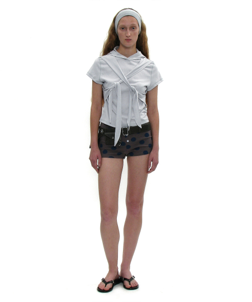 PARTIMENTO WOMEN(パルティメントウィメン)の「タイアップフードパーカーショートスリーブTシャツ_ライトグレー(Tシャツ/カットソー・レディース・その他・SMALL/MEDIUM)」の4枚目の写真