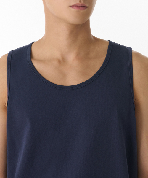MUSINSA STANDARD（ムシンサスタンダード）の「スcoopネックスリーブレストップ[ネイビー]（Tシャツ/カットソー・メンズ・その他・SMALL/MEDIUM/LARGE/X-LARGE/XX-LARGE/XXX-LARGE）」の3枚目の写真