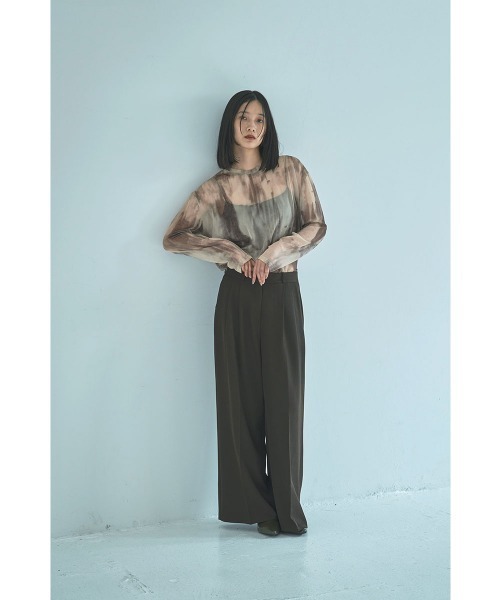 marjour（マージュール）の「NUANCE PATTERN SHEER MESH TEE（Tシャツ/カットソー・レディース・ブルー/ベージュ・M）」の3枚目の写真