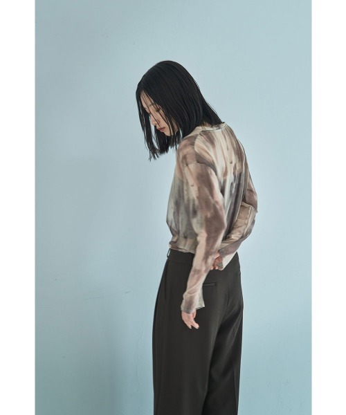 marjour（マージュール）の「NUANCE PATTERN SHEER MESH TEE（Tシャツ/カットソー・レディース・ブルー/ベージュ・M）」の10枚目の写真
