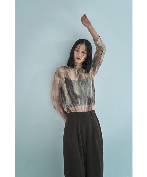 marjour（マージュール）の「NUANCE PATTERN SHEER MESH TEE（Tシャツ/カットソー・レディース・ブルー/ベージュ・M）」の12枚目の写真