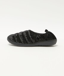 SUBU（スブ）の「＜SUBU＞DOTS VAMP VELVET サンダル（サンダル・メンズ）」