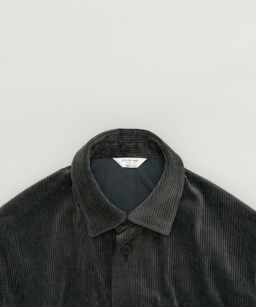 STILL BY HAND（スティルバイハンド）の「【STILL BY HAND】Corduroy shirt jacket（シャツ/ブラウス・メンズ・ダークグレー/ブラック・46/48）」の4枚目の写真