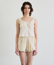 ARI（アリ）の「CUDDLY SLEEVELESS TOP / BEIGE（シャツ/ブラウス）」