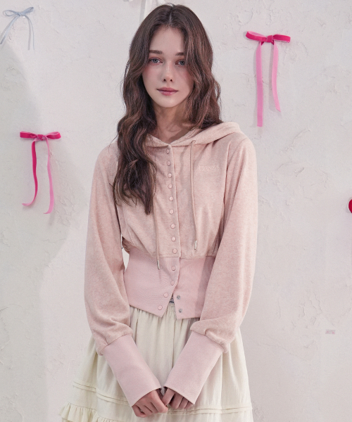 Vivacious(ビバシャス)の「Serena Snap Hoody Zip-up_4Colors(パーカー・レディース・グレー/ブラック/ピンク/アイボリー・SMALL/MEDIUM)」の5枚目の写真