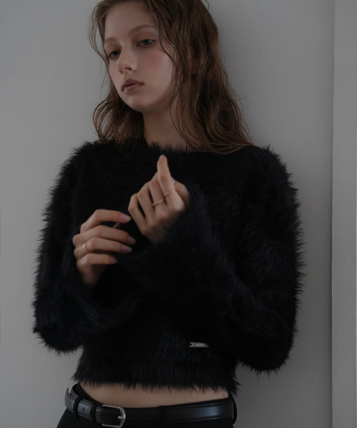 DEHEVE（デヘヴェ）の「Hairy Flare Sleeve Knit [Black]（ニット/セーター・レディース・ブラック・FREE）」の11枚目の写真